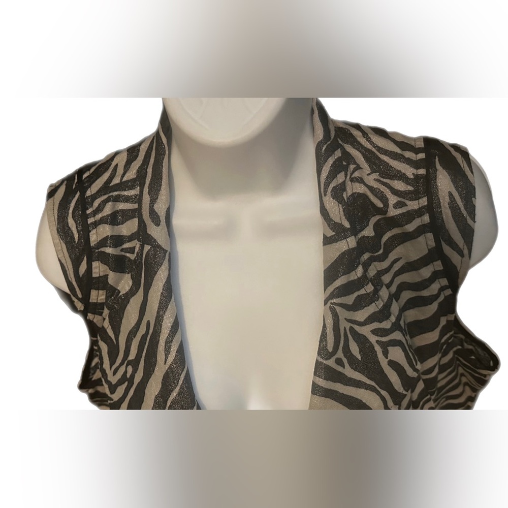Chico’s vest - Picture 5 of 9